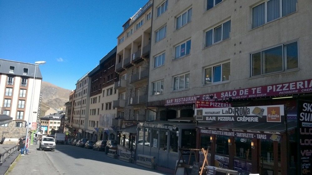 פאס דה לה קאסה Apartamentos Pie De Pistas Mikka 3000 מראה חיצוני תמונה